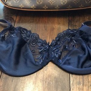 Soma 34DD NWOT Beautiful lace bra